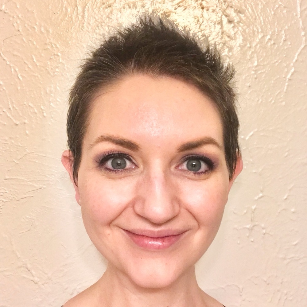 Meet your Posher, Cassandra